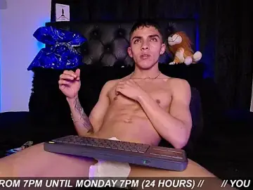 Stripchat Live Sex of James1Leee
