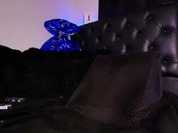 Stripchat Live Sex Cam of James1lee_