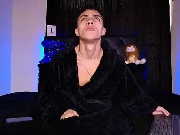 Stripchat Watch Live Sex Cams of James1lee_