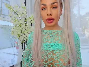 Stripchat Nude Webcam of Russian_Ava