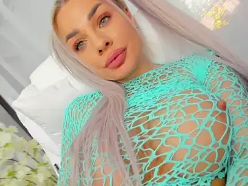 Stripchat Adult Webcam of Russian_Ava