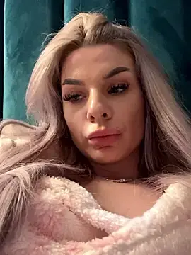 Stripchat Live Sex of Russian_Ava