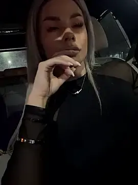 Stripchat Live Sex Cam of Russian_Ava