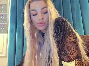 Stripchat Nude Webcam of Russian_Ava