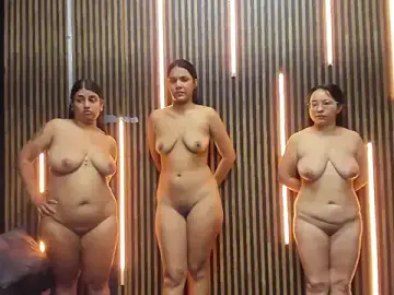 Stripchat Free Live Porn of VantablackBDSMShow_