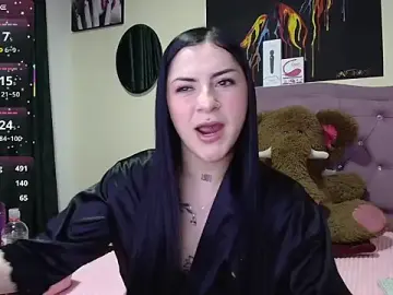 Stripchat Live Porn of Emmie_Hot