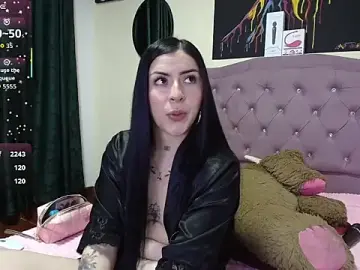 Stripchat Free Porn Cam of Emmie_Hot