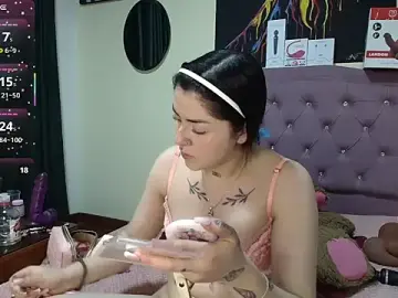 Stripchat Best live sex cam show of Emmie_Hot