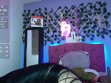 Stripchat Watch Live Sex Cams of Emmie_Hot