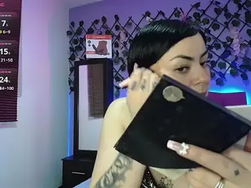 Stripchat Watch Live Sex Cams of Emmie_Hot
