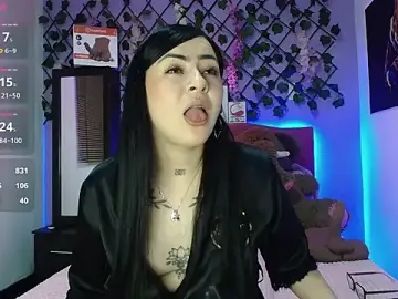 Stripchat Best live sex cam show of Emmie_Hot
