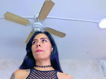 Stripchat Nude Webcam of NicoleEsposito