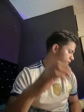 Stripchat Nude Webcam of Niicky1_