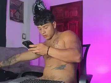 Stripchat Live Porn of Dominic_Biker__