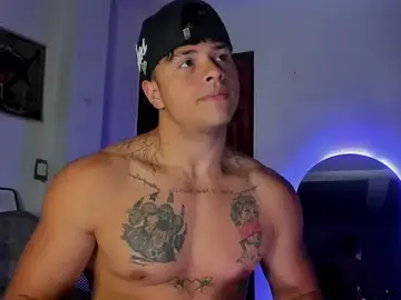 Stripchat Free Porn Cam of Dominic_Biker__