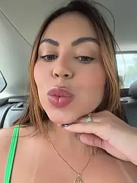Stripchat Private Sex Chat of LariiHotWife