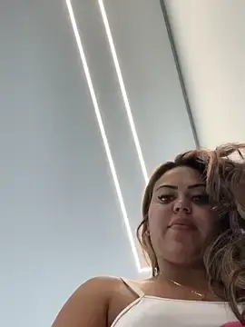 Stripchat Adult Webcam of lariic