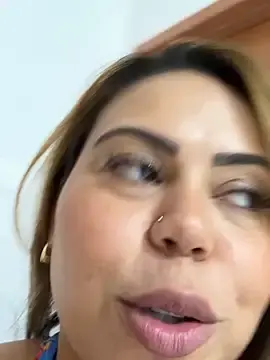 Stripchat Live Sex of lariic