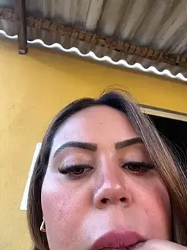 Stripchat Watch Live Sex Cams of lariic