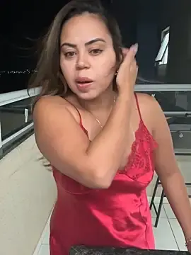 Stripchat Free Live Porn of lariic