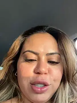 Stripchat Live Sex of lariic