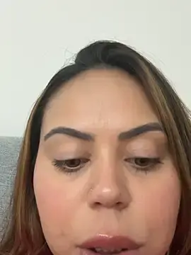 Stripchat Sex Cam of lariic