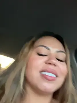 Stripchat Best Webcam of lariic