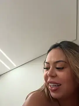 Stripchat Live Porn of lariic