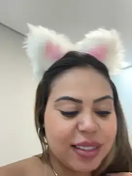 Stripchat Live Sex Cam of lariic