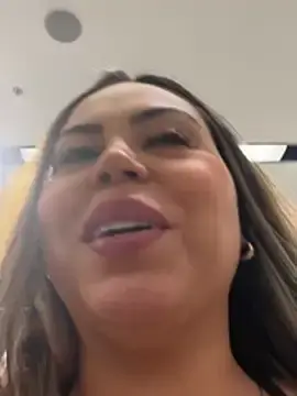 Stripchat Free Porn Cam of lariic
