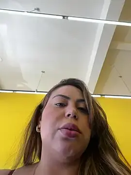 Stripchat Best Webcam of lariic