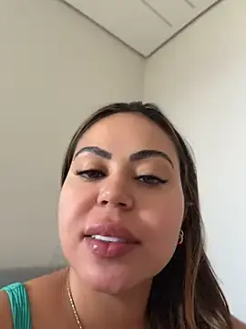 Stripchat Adult Webcam of lariic