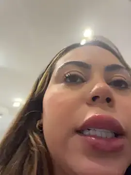 Stripchat Nude Webcam of lariic