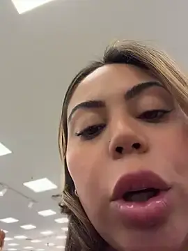Stripchat Best Webcam of lariic