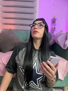 Stripchat Live Sex Cam of sophie_cute66