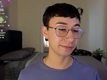 Stripchat Nude Webcam of cameron_cum