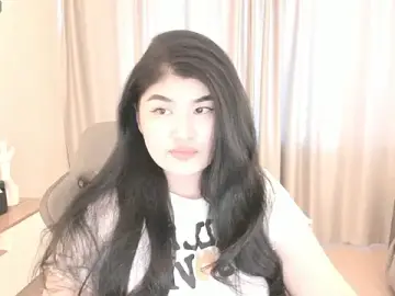Stripchat Sex Cam of mia_lui