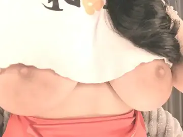 Stripchat Free Porn Cam of mia_lui