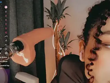 Stripchat Watch Live Sex Cams of Queen_Deepthroat