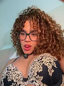 Stripchat Best Webcam of Lianh_Benett