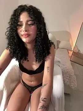 Stripchat Free Live Porn of Lianh_Benett