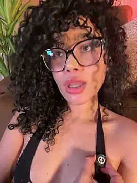 Stripchat Live Sex of Lianh_Benett