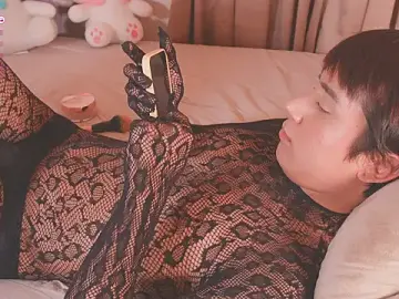 Stripchat Free Live Porn of Enyoll_