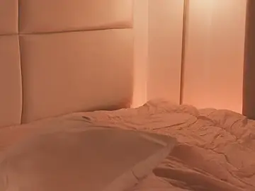 Stripchat Live Porn of Enyoll_