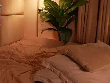 Stripchat Live Porn of Enyoll_