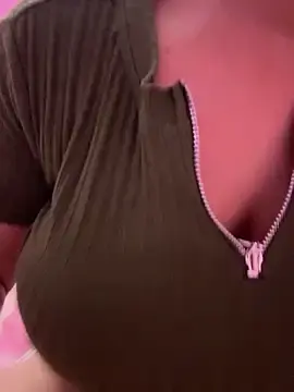 Stripchat Adult Webcam of Hot-AngoriBhabhi
