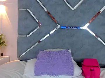 Stripchat Adult Video Chat of LucciaPorter