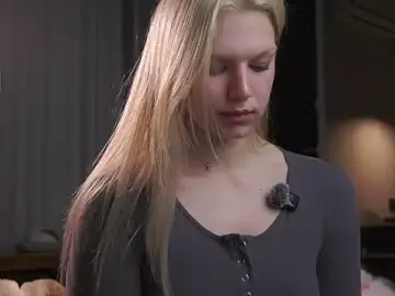 Stripchat Free Porn Cam of EdlinAlliston