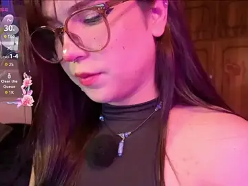 Stripchat Sex Chat of Yuri_Stars