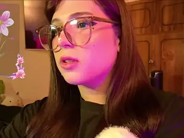 Stripchat Live Sex Cam of Yuri_Stars